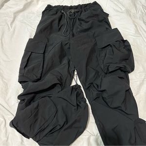 NWOT Black cargo parachute pants